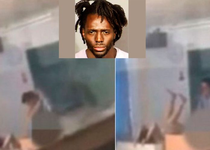 Sorprenden a profesor de Las Vegas teniendo relaciones sexuales con alumna