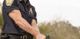 En EEUU: Policía balea a niño afroamericano por la espald