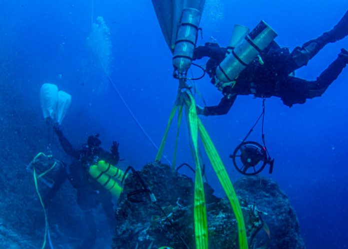 Científicos descubren una estatua antigua del 