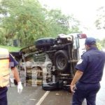 Chontales: Conductor resultó con lesiones luego que se volcará su camioneta Chontales: Conductor resultó con lesiones luego que se volcará su camioneta