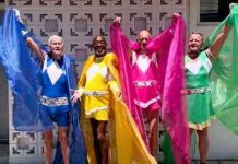 «The Old Gays»: Ancianitos muestran abiertamente su homosexualidad "The Old Gays": Ancianitos muestran abiertamente su homosexualidad