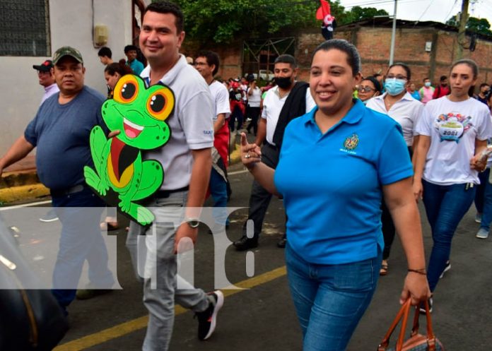 En León se realizó caminata para conmemorar los 43 años de su liberación
