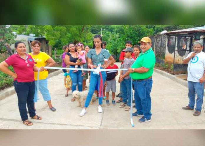 GRUN inaugura calles en San Francisco del Norte