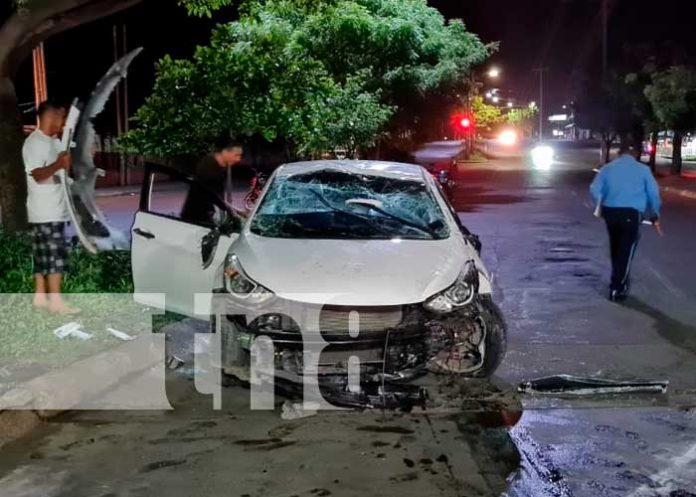3 Vivo de milagro y sin golpe tras volcarse en la pista de Waspan Sur, Managua
