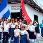 Estudiantes visitan casa cuna del comandante Carlos Fonseca Amador Estudiantes visitan casa cuna del comandante Carlos Fonseca Amador