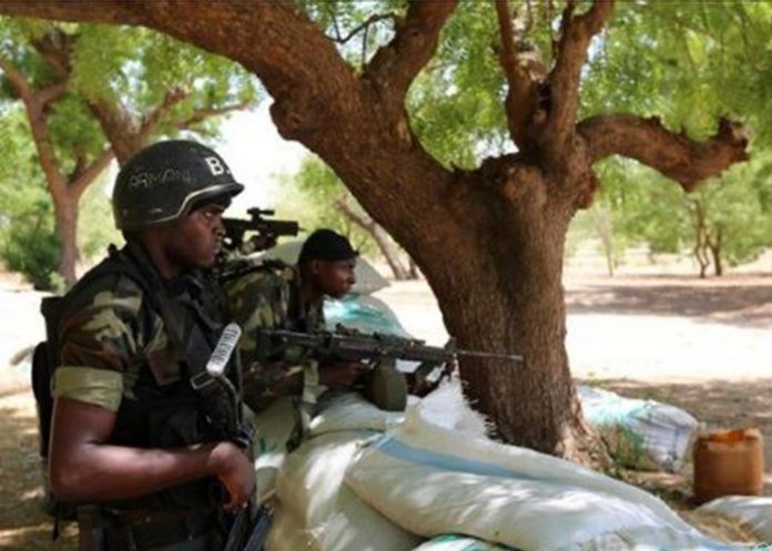 3 En Camerún registran 33 muertos por ataques separatistas
