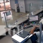 Delincuentes asaltan sucursal de Disnorte-Dissur en Managua Delincuentes asaltan sucursal de Disnorte-Dissur en Managua