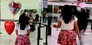 Joven va a recibir a su novio virtual pero no la reconoce