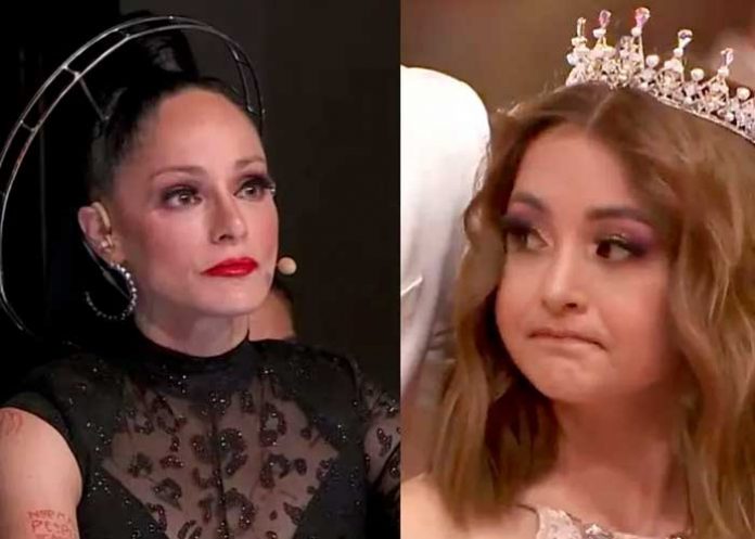 .4 Rubí la quinceañera viral ya no aguanta en