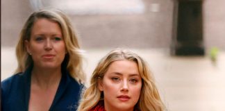 Ex asistente de Amber Heard la acusa de robar su historia de abuso