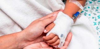 Cuatro hombres violan e infectan de VIH a un niño en Bolivia