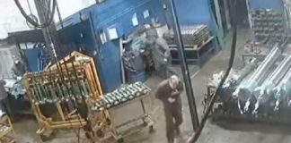 Un jefe mató a su empleado por tomar café en fábrica de Brasil