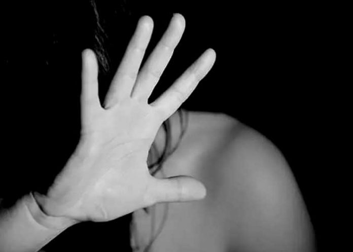 Asesinada en Francia: Adolescente de 14 años muere a manos de su novio