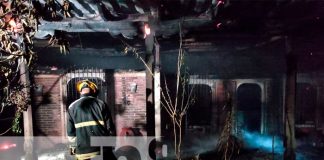 Incendio consume vivienda de una finca en la comarca San Isidro Verde en Managua