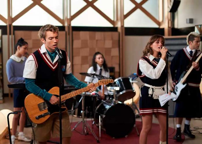 Rebelde de Netflix lanza video musical del nuevo tema: “Siempre Rebeldes”