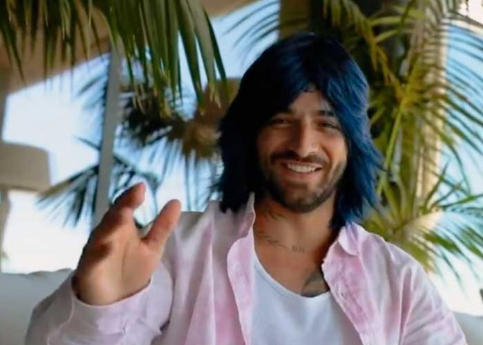 Maluma se va de compras como 