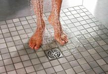 ¿Orinar en duchas? Expertos te dicen sus beneficios ¿Orinar en duchas? Expertos te dicen sus beneficios