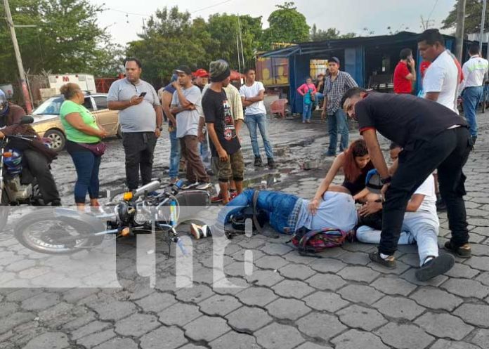 Motociclista resulta con fracturas tras accidente de tránsito en Managua
