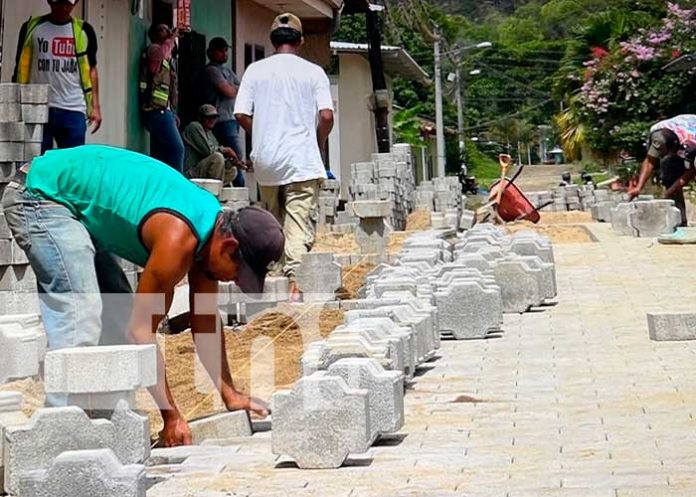 Foto: Avanza adoquinado en el centro histórico de Jalapa / TN8