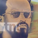 Jovenes de Nicaragua aprenden sobre el Padre de la Patria Rojinegra