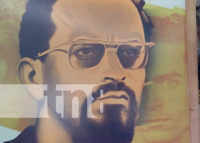 CONVERSATORIO-1 Jovenes de Nicaragua aprenden sobre el Padre de la Patria Rojinegra