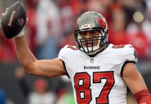 nfl, rob, gronkowski, buccaneers,