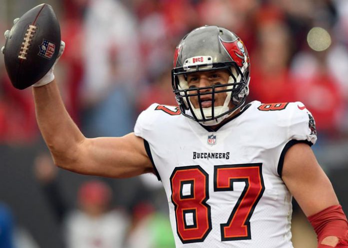 NFL nfl, rob, gronkowski, buccaneers,