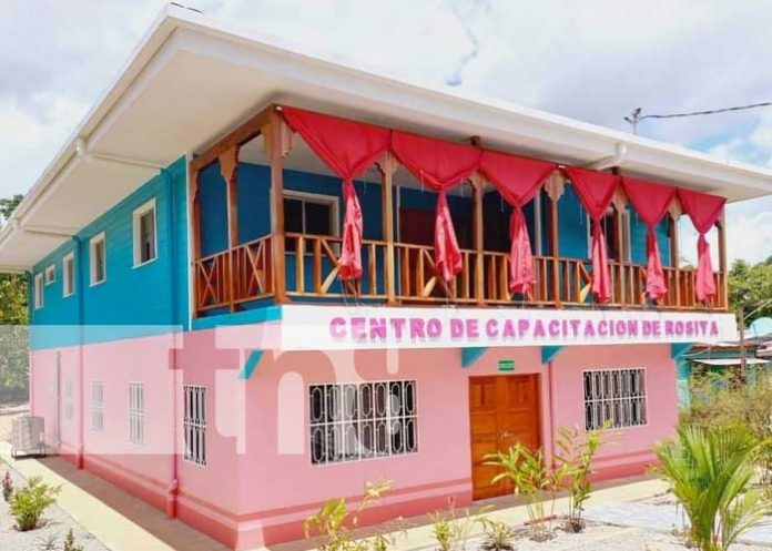 Realizan millonaria inversión en Hospital de Rosita