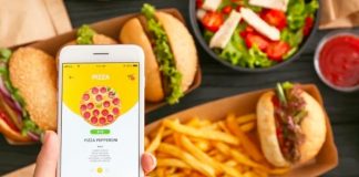 Fingen su éxito en plataformas como TikTok e Instagram 