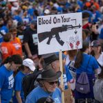 ¡Ya no más! Piden endurecer ley de control sobre armas en Estados Unidos ¡Basta ya! Gritan ciudadanos de Estados Unidos