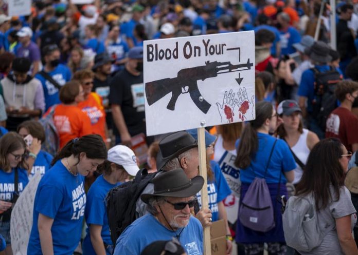 ¡Basta ya! Gritan ciudadanos de Estados Unidos