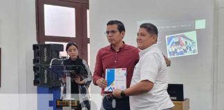 Reconocimiento al Diario Barricada por sus 4 años