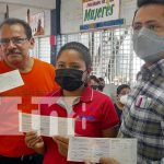Reconocen labor de docentes en Nicaragua con bonos especiales Entrega de bonos a maestros y maestras de Nicaragua