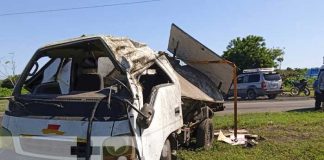Vuelco de camión en el Distrito VI de Managua