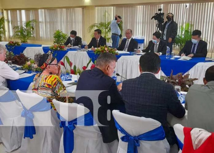Reunión de la Asamblea Nacional de Nicaragua con delegación de China