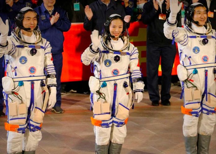 china1 China lanza con éxito la nave Shenzhou-14