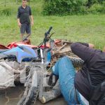 Fuerte choque entre motos en carretera hacia La Libertad, Chontales Choque frontal de motos en La Libertad, Chontales