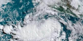 Se forma ciclón ‘Blas’, podría intensificarse a huracán categoría 1 en México
