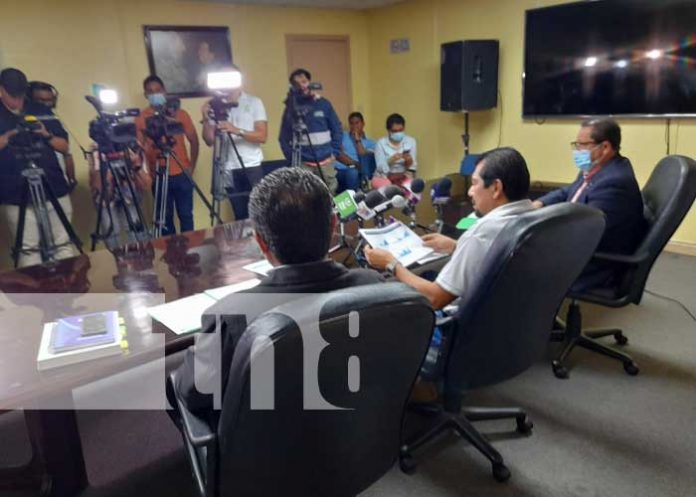 Conferencia de prensa sobre precios de combustibles en Nicaragua