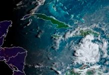 Autoridades advierten que onda tropical podría afectar Costa Rica Autoridades advierten que onda tropical podría afectar Costa Rica