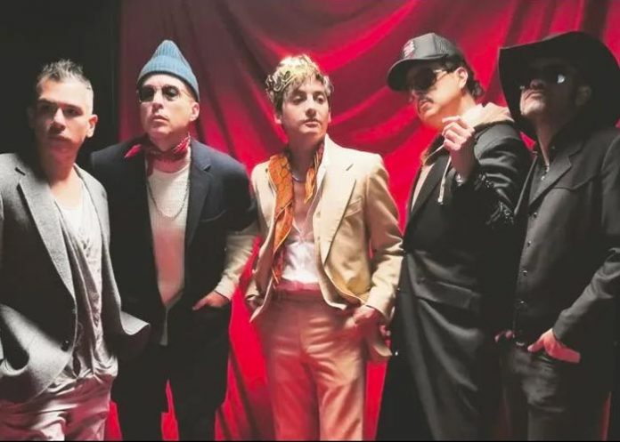 ellos1 Kinky activará a todos a bailar con