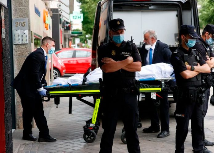 Tiroteo en vivienda de Madrid deja 3 muertos