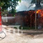 Incendio en una vivienda deja sin nada a una familia en Somoto Incendio consume una vivienda en Somoto, Madriz
