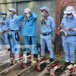 Brigadistas fumigan y abatizan en Managua