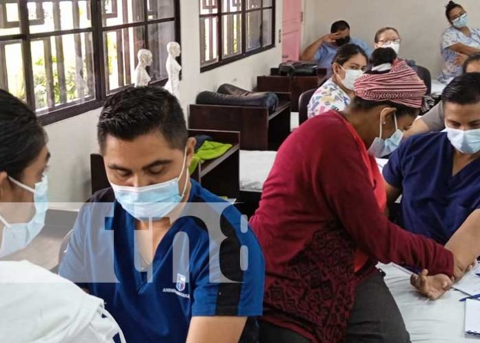 Manejo holístico del dolor, técnicas que se enseñan en Nicaragua