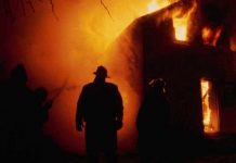 Cuatro niños mueren carbonizados tras incendio en un cumple en Teherán