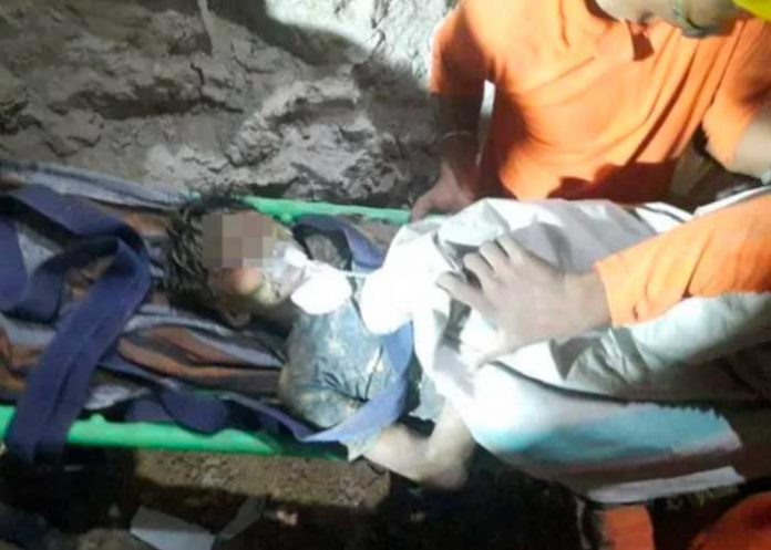 Rescatan a niño sordomudo atrapado en pozo durante 4 días en India