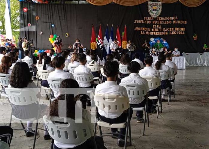 lectura-nica-2 Lanzamiento de Feria Pedagógica en Nicaragua