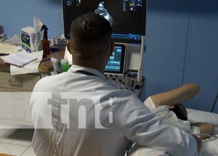 Jornada de electrocardiogramas en el Hospital Lenín Fonseca, Nicaragua