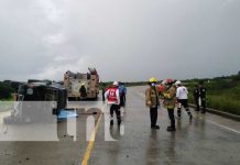 Posible exceso de velocidad desata tragedia en León Escena de trágico accidente en el departamento de León